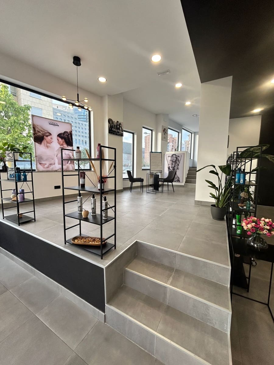 1 chambre Local Commercial à vendre à Valence ville avec garage - 170 000 € (Ref: 9669281)