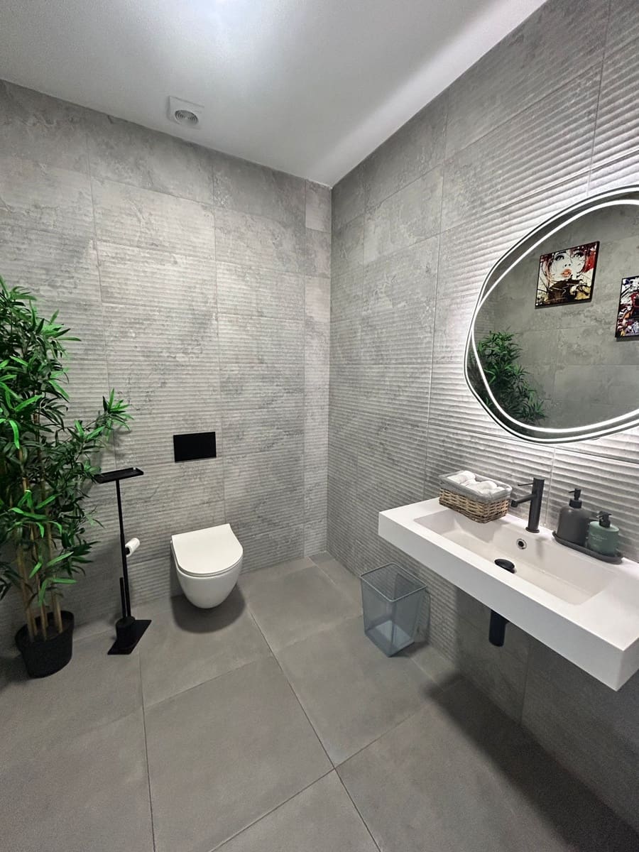 1 chambre Local Commercial à vendre à Valence ville avec garage - 170 000 € (Ref: 9669281)