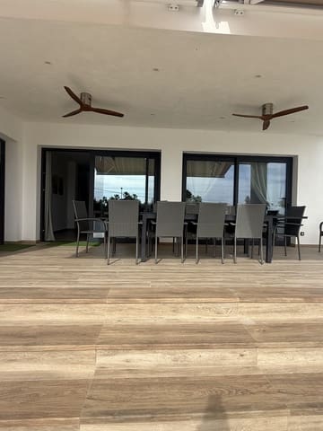 4 Zimmer Villa zu verkaufen in San Antonio de Benagéber mit Pool - 85.000 € (Ref: 9669287)