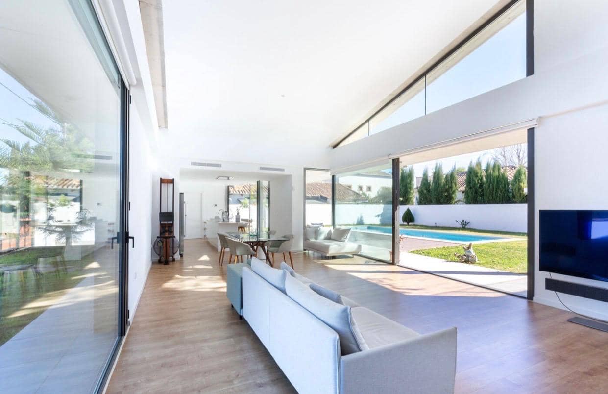 4 sovrum Villa till salu i L'Eliana med pool - 1 380 000 € (Ref: 9669444)