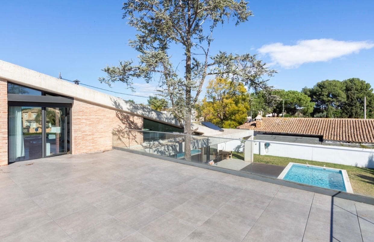 4 sovrum Villa till salu i L'Eliana med pool - 1 380 000 € (Ref: 9669444)