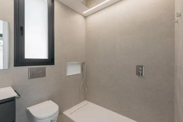 4 quarto Moradia para venda em La Pobla del Duc com piscina garagem - 610 000 € (Ref: 9685537)