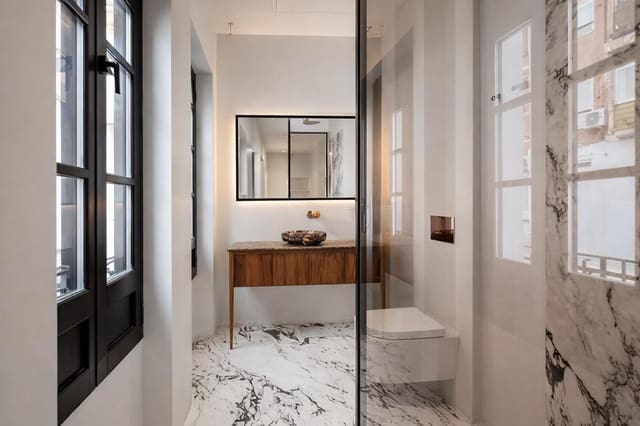 4 slaapkamer Appartement te koop in Valencia stad - € 1.310.000 (Ref: 9685624)