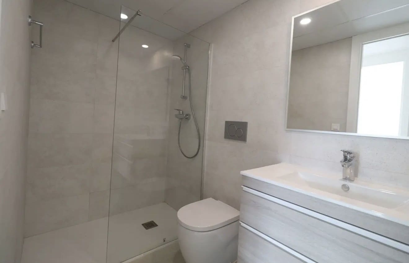 2 camera da letto Appartamento da affittare in Valencia citta - 1.800 € (Rif: 9720399)