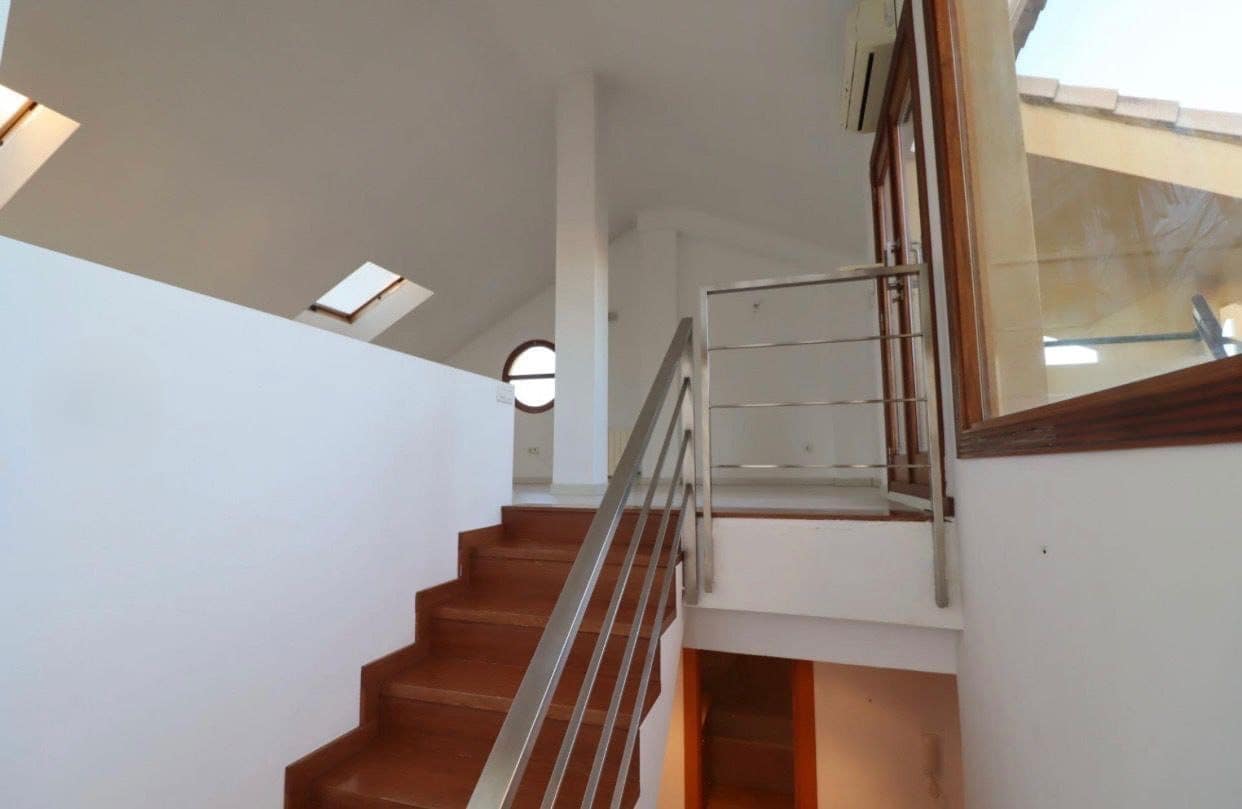 4 Zimmer Firma/Unternehmen zu vermieten in Masarrochos / Massarrojos mit Pool Garage - 2.800 € (Ref: 9723825)