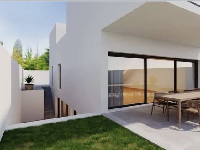 5 slaapkamer Rijtjeshuis te koop in La Cañada, Paterna met zwembad garage - € 700.000 (Ref: 9730577)