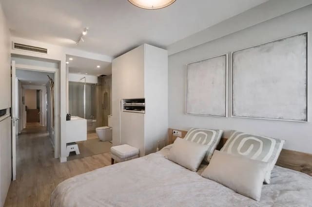 3 makuuhuone Huoneisto myytävänä paikassa Valencia kaupunki mukana uima-altaan - 750 000 € (Ref: 9778625)