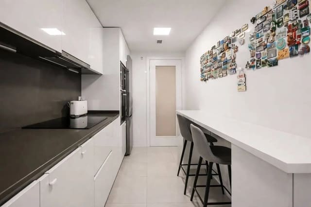 3 soveværelse Lejlighed til salg i Valencia de Don Juan med swimmingpool garage - € 475.000 (Ref: 9778810)