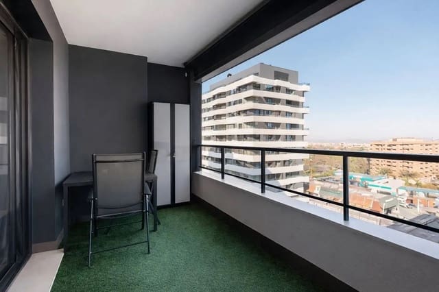 3 soveværelse Lejlighed til salg i Valencia de Don Juan med swimmingpool garage - € 475.000 (Ref: 9778810)