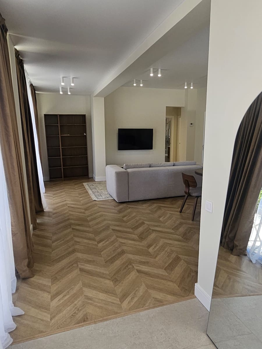 4 bedroom Townhouse for rent in Paterna - € 3,000 (Ref: 9844596)