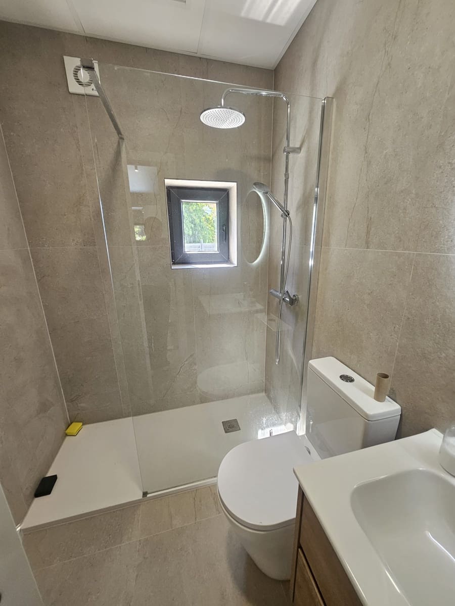 4 bedroom Townhouse for rent in Paterna - € 3,000 (Ref: 9844596)