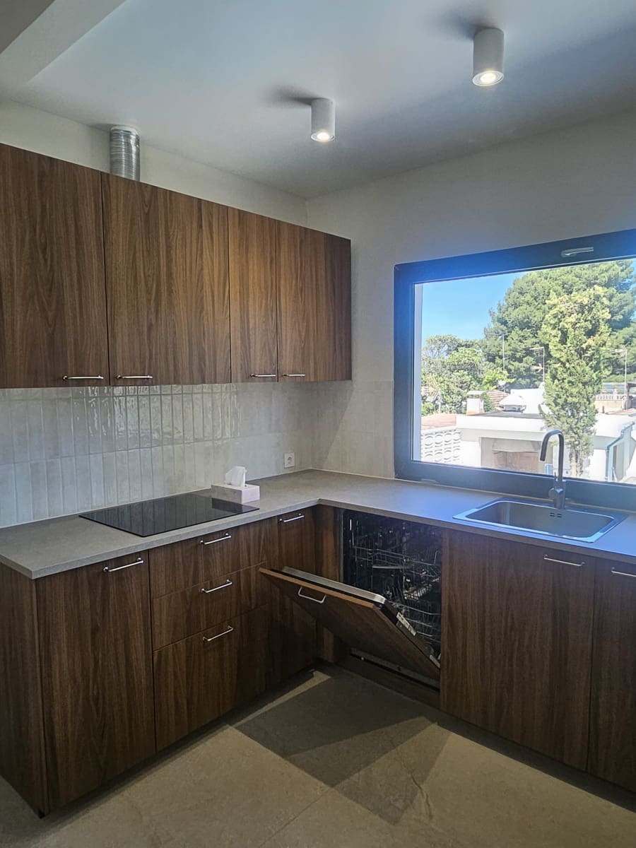 4 bedroom Townhouse for rent in Paterna - € 3,000 (Ref: 9844596)