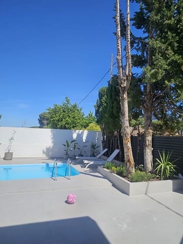 4 bedroom Townhouse for rent in Paterna - € 3,000 (Ref: 9844596)