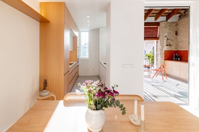 Ático de 3 habitaciones en Russafa, València ciudad en venta - 765.000 € (Ref: 9619585)