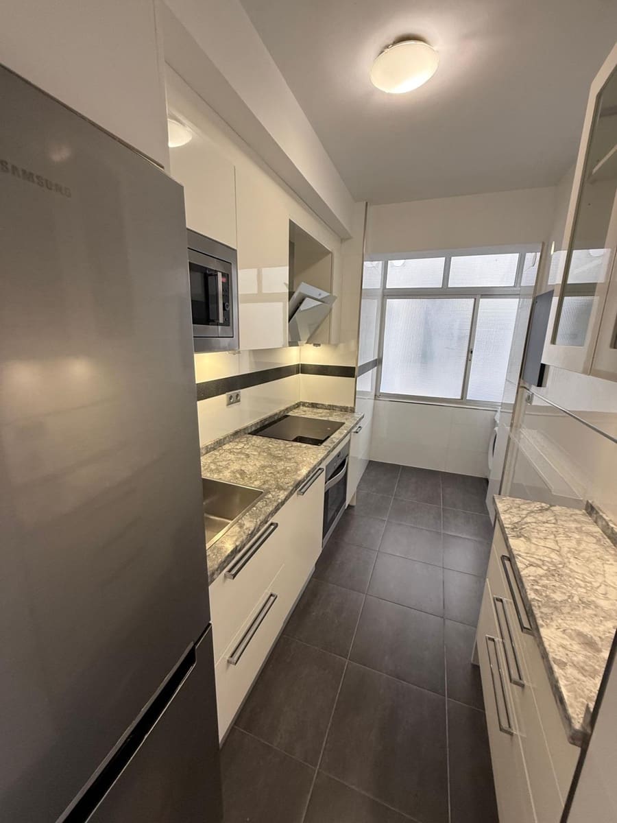 3 soveværelse Lejlighed til salg i Malaga by - € 380.000 (Ref: 9626247)