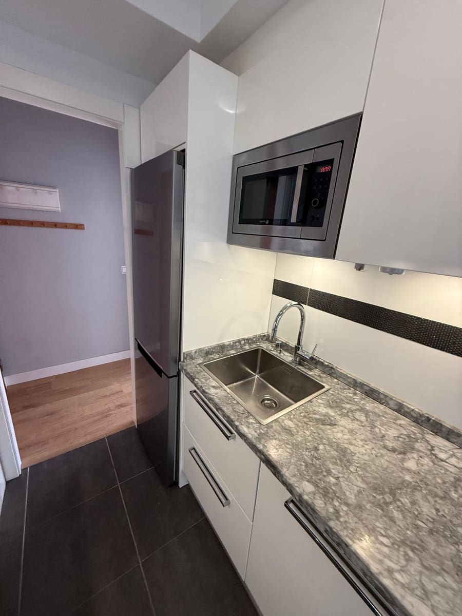 3 soveværelse Lejlighed til salg i Malaga by - € 380.000 (Ref: 9626247)