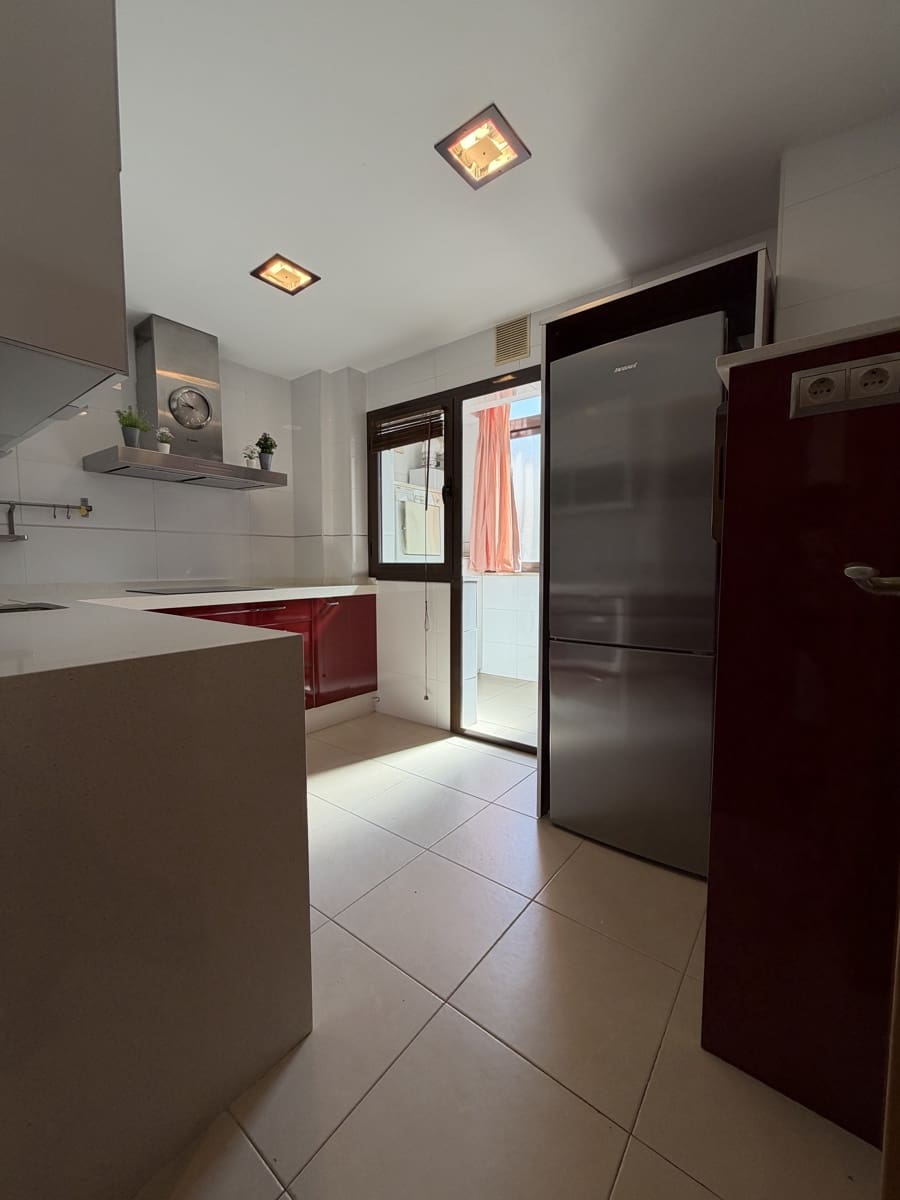 2 makuuhuone Kattohuoneisto myytävänä paikassa Malaga kaupunki mukana uima-altaan 
autotalli - 540 000 € (Ref: 9650355)