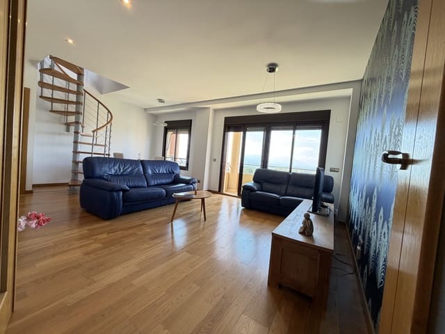 2 makuuhuone Kattohuoneisto myytävänä paikassa Cañada de los Cardos, Málaga kaupunki mukana uima-altaan 
autotalli - 540 000 € (Ref: 9650355)