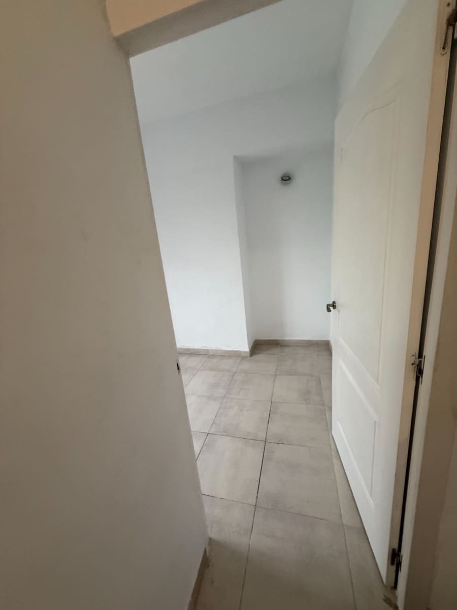 4 sypialnia Finka/Dom wiejski na sprzedaż w Coin z basenem garażem - 400 000 € (Ref: 9650776)