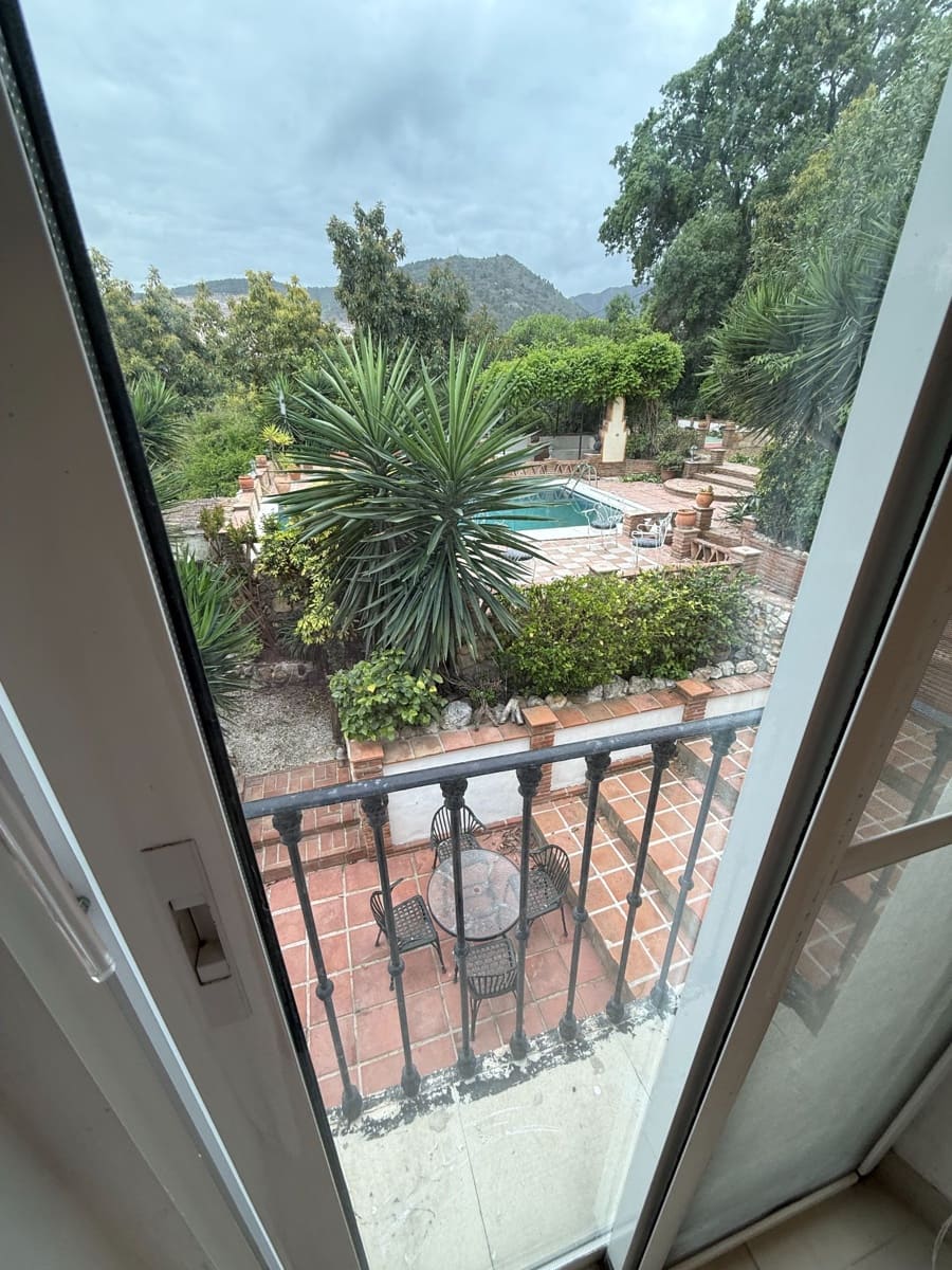 4 sypialnia Finka/Dom wiejski na sprzedaż w Coin z basenem garażem - 400 000 € (Ref: 9650776)