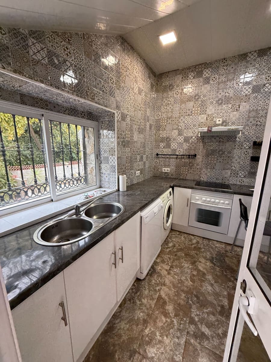 4 sypialnia Finka/Dom wiejski na sprzedaż w Coin z basenem garażem - 400 000 € (Ref: 9650776)