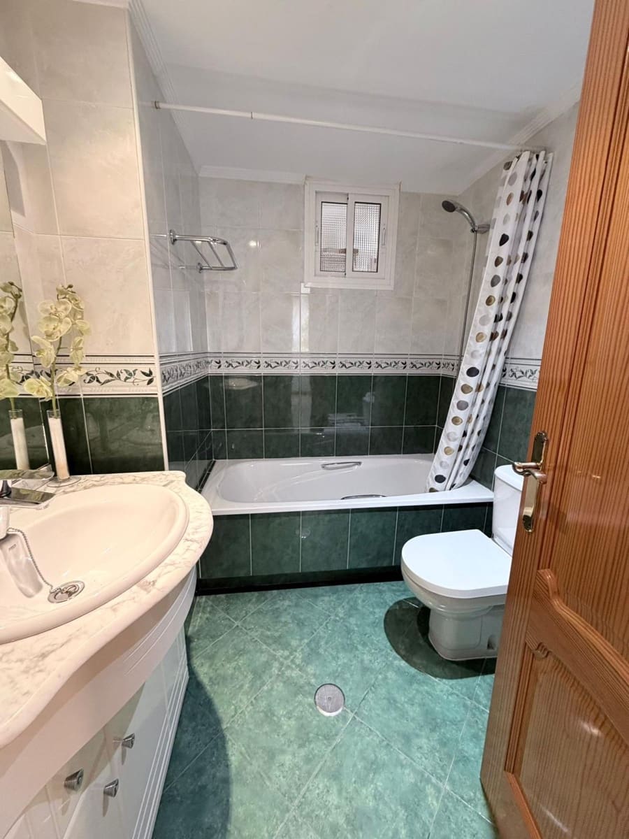 4 chambre Appartement à vendre à Malaga ville avec garage - 450 000 € (Ref: 9650783)