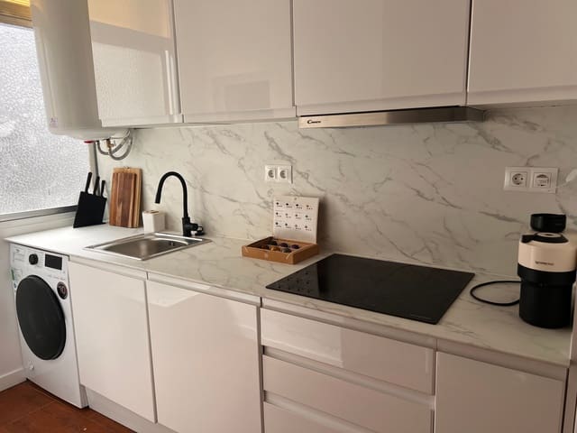 3 chambre Appartement à vendre à Las Chapas, Malaga ville - 305 000 € (Ref: 9650870)