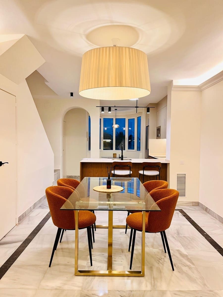 Adosado de 2 habitaciones en Marbella en venta con piscina garaje - 849.000 € (Ref: 9650918)