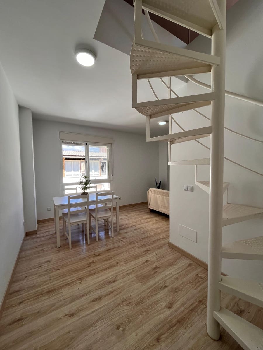 2 makuuhuone Kattohuoneisto myytävänä paikassa Malaga kaupunki mukana 
autotalli - 330 000 € (Ref: 9654274)