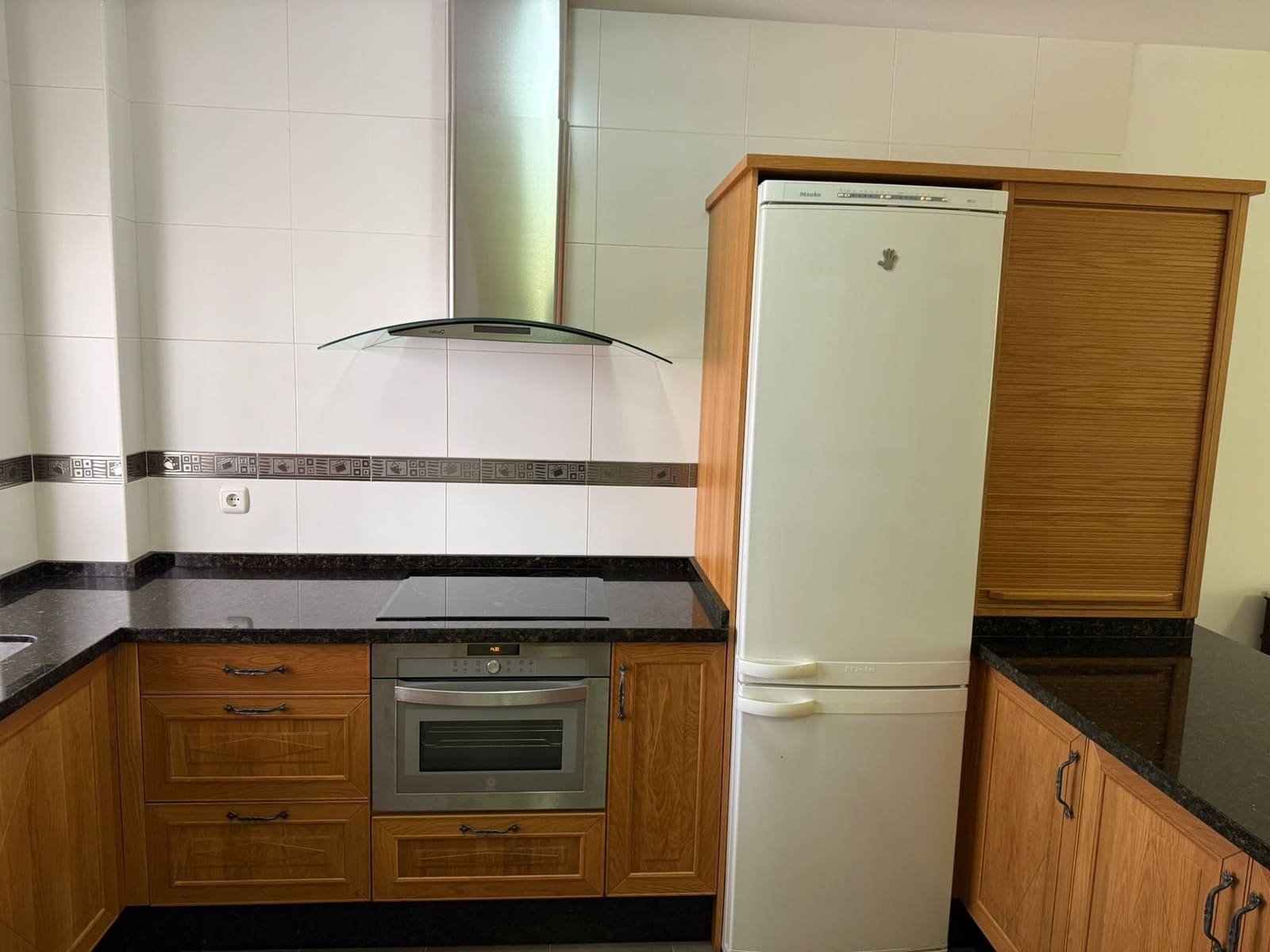 2 sypialnia Apartament na sprzedaż w Campanillas z basenem garażem - 264 000 € (Ref: 9654276)