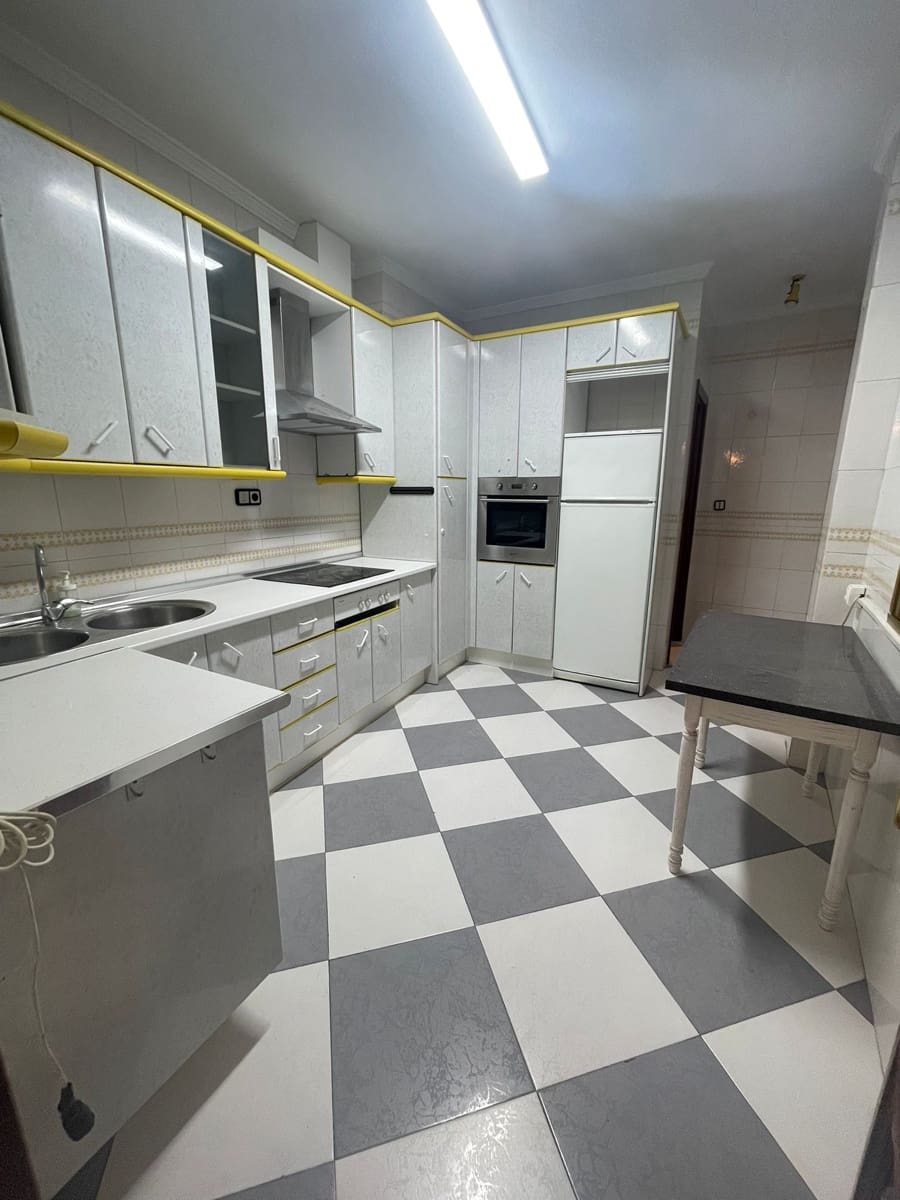 4 makuuhuone Huoneisto myytävänä paikassa Alhaurin el Grande - 331 000 € (Ref: 9654290)