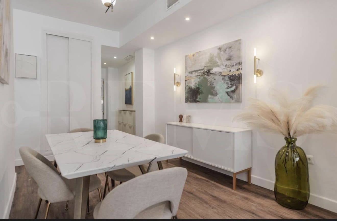 1 slaapkamer Appartement te koop in Malaga stad - € 312.000 (Ref: 9654312)