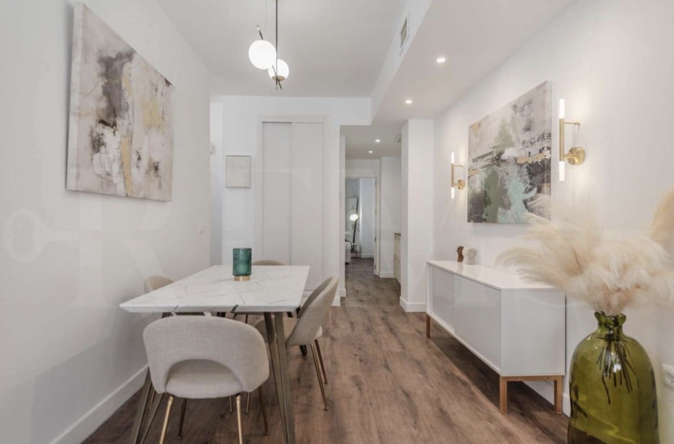 1 slaapkamer Appartement te koop in Malaga stad - € 312.000 (Ref: 9654312)