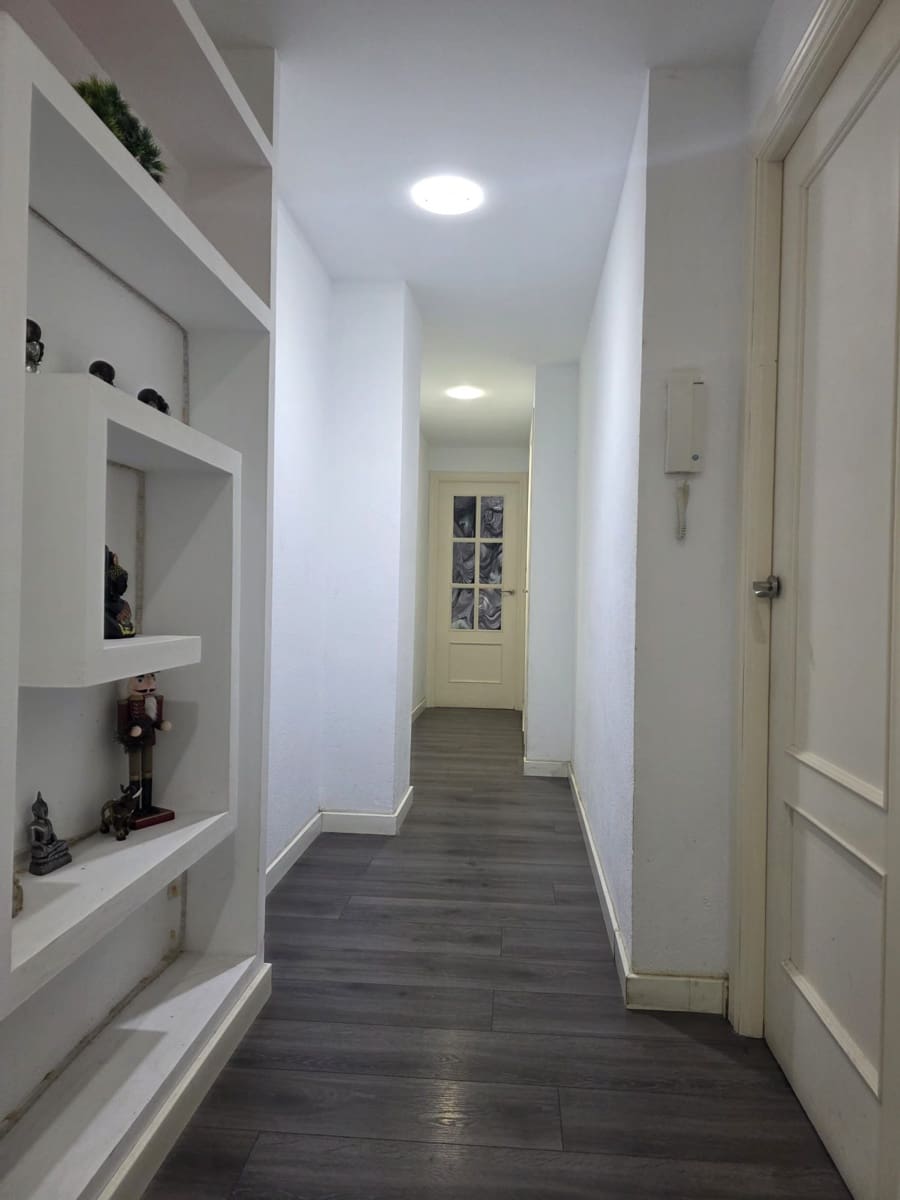 2 slaapkamer Appartement te koop in Malaga stad met garage - € 410.000 (Ref: 9654319)
