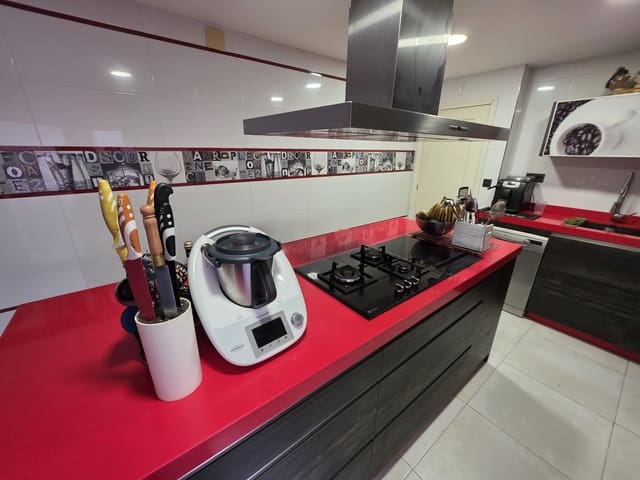 2 makuuhuone Huoneisto myytävänä paikassa El Ejido, Málaga kaupunki - 410 000 € (Ref: 9654319)