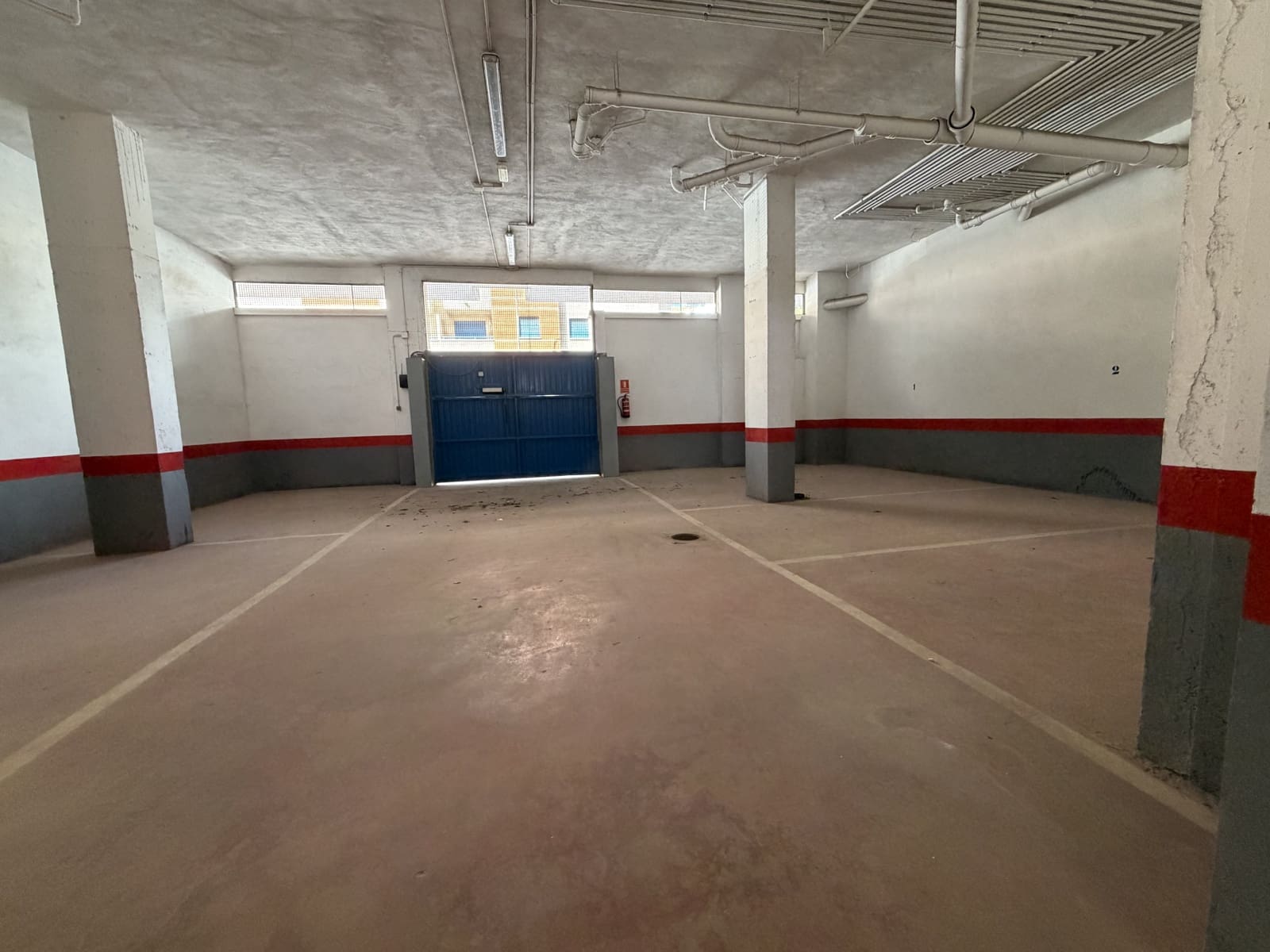 Commercial for sale in Malaga city - € 1,700,000 (Ref: 9654361)