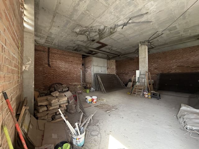 Commercial for sale in Huelin, Málaga city - € 1,700,000 (Ref: 9654361)