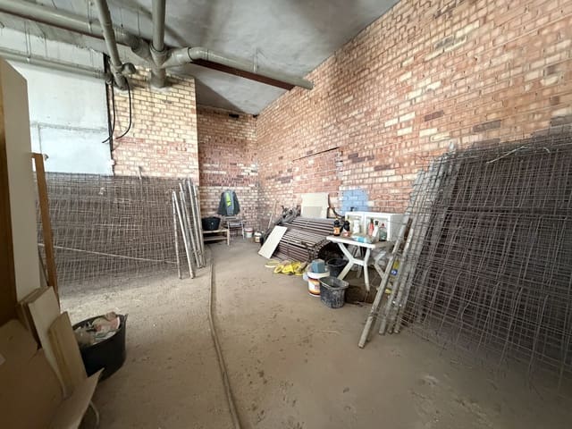 Commercial for sale in Huelin, Málaga city - € 1,700,000 (Ref: 9654361)