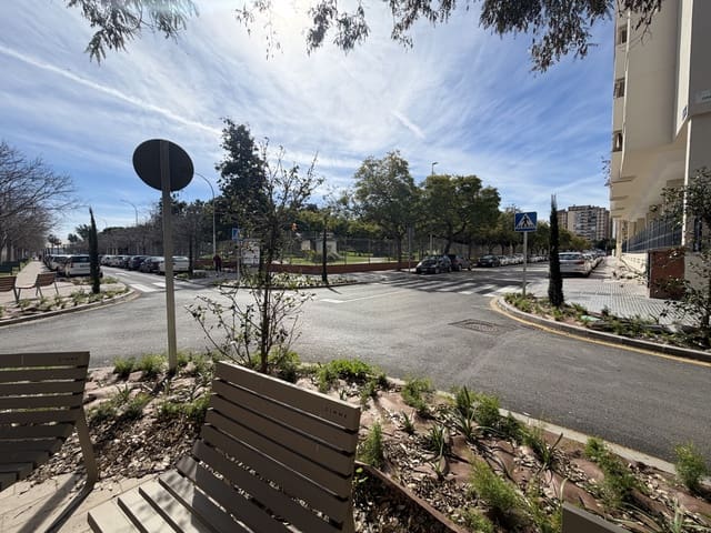 Commercial for sale in Huelin, Málaga city - € 1,700,000 (Ref: 9654361)