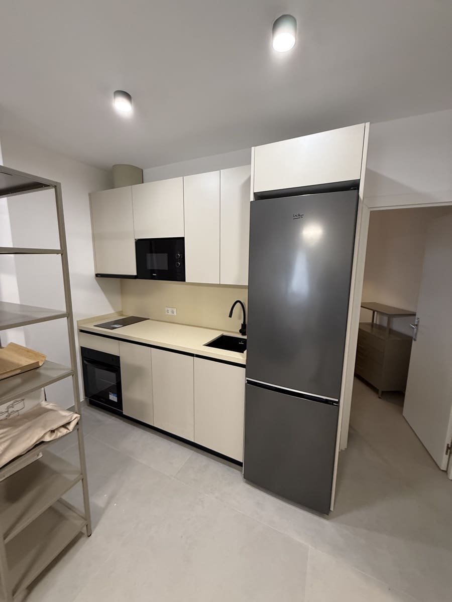 Apartamento de 2 habitaciones en Málaga ciudad en venta - 225.000 € (Ref: 9665207)