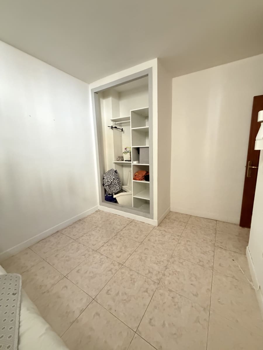 3 slaapkamer Villa te koop in Malaga stad met garage - € 268.000 (Ref: 9665246)
