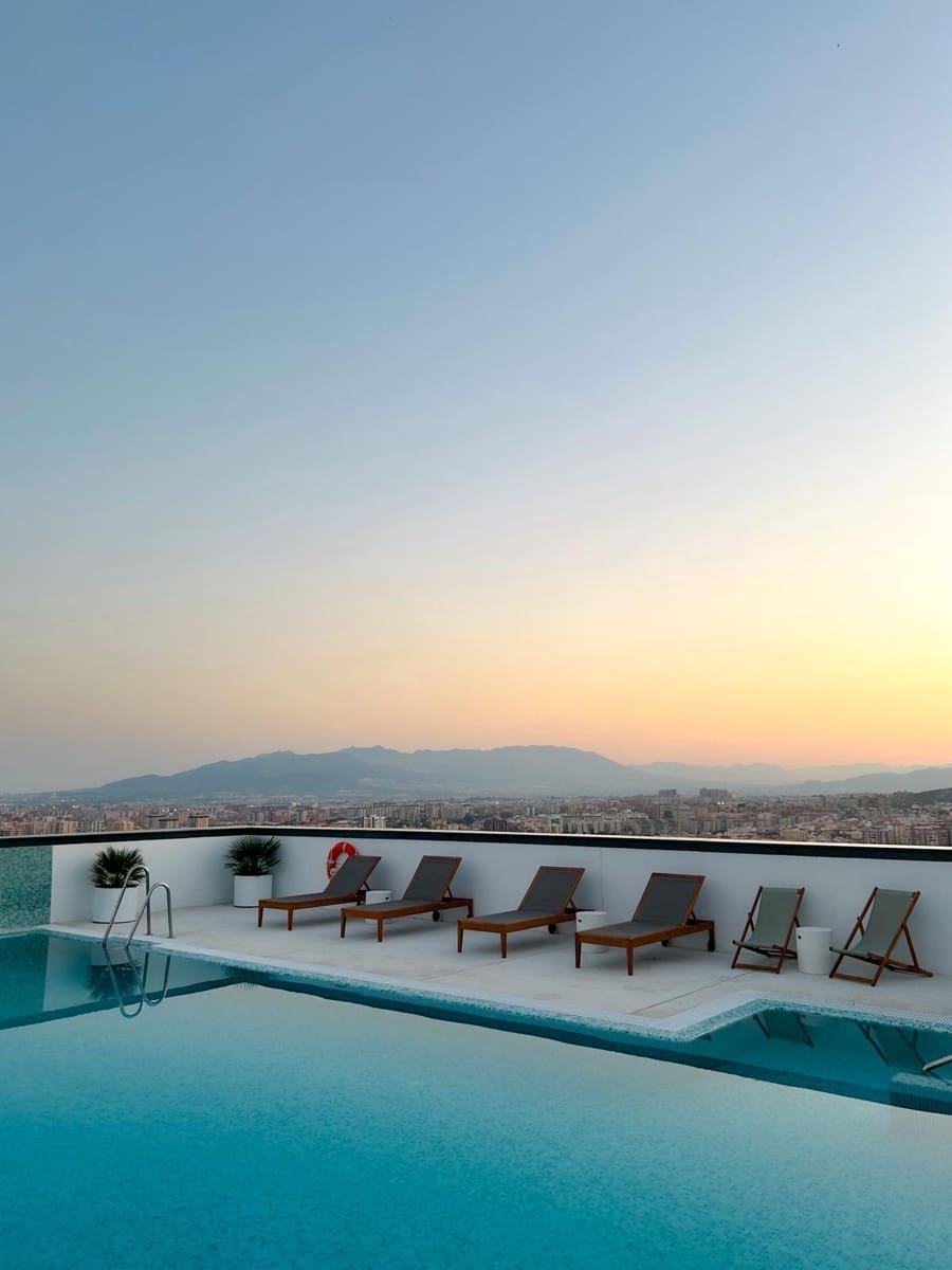 1 chambre Appartement à vendre à Malaga ville avec piscine garage - 360 000 € (Ref: 9665522)