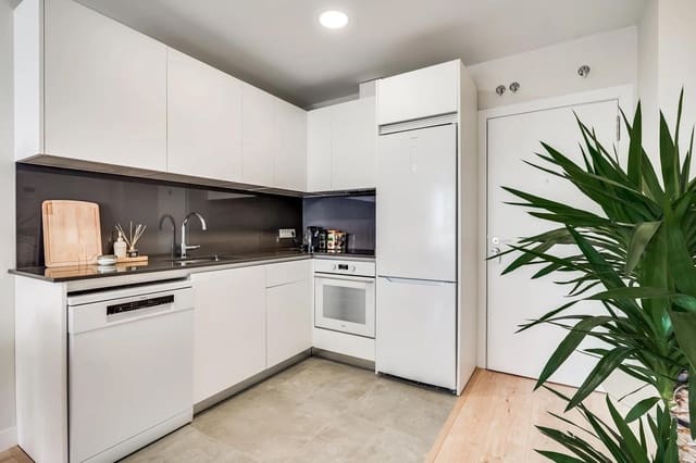 1 chambre Appartement à vendre à Martiricos, Malaga ville avec piscine garage - 360 000 € (Ref: 9665522)