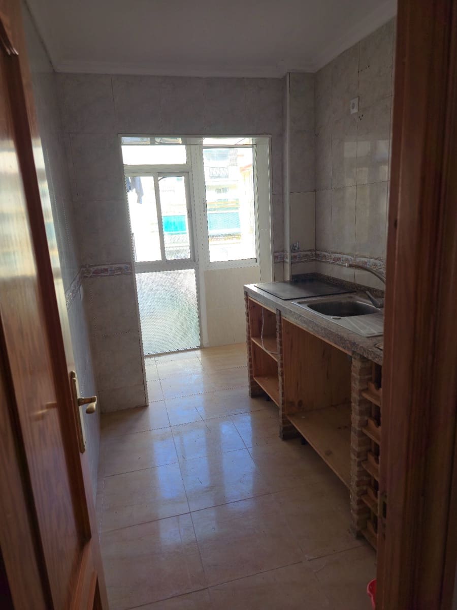 Apartamento de 3 habitaciones en Torremolinos en venta - 214.000 € (Ref: 9688537)