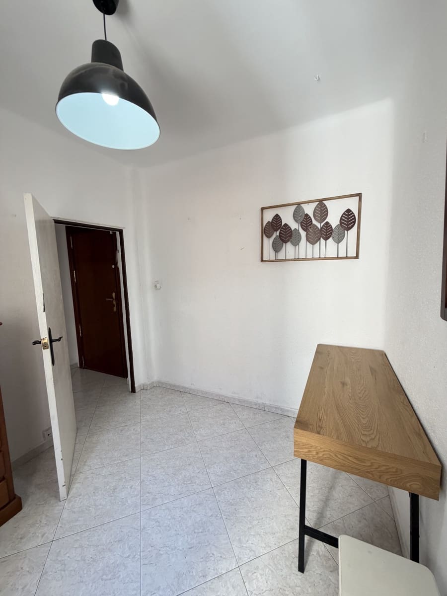 3 makuuhuone Huoneisto myytävänä paikassa Malaga kaupunki - 239 000 € (Ref: 9688538)