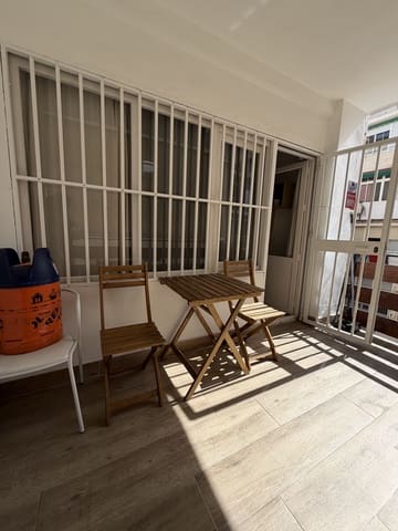 3 makuuhuone Huoneisto myytävänä paikassa Cruz del Humilladero, Málaga kaupunki - 239 000 € (Ref: 9688538)