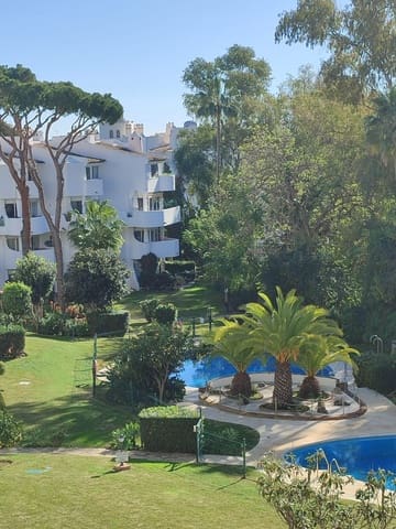 2 soveværelse Lejlighed til salg i Calahonda, Mijas med swimmingpool - € 395.000 (Ref: 9688552)