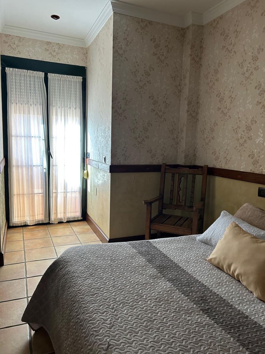 Reihenhaus zu verkaufen in Campillos mit Pool Garage - 260.000 € (Ref: 9688594)