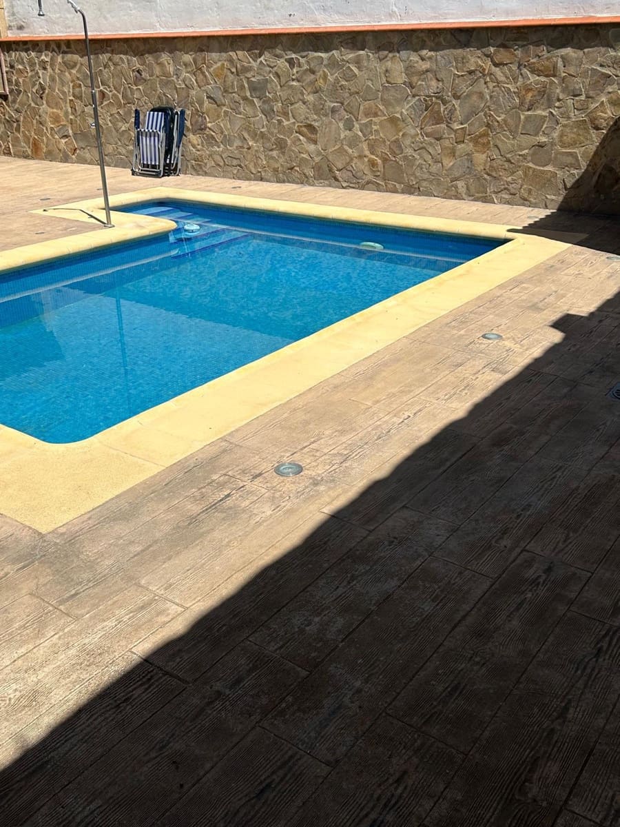 Reihenhaus zu verkaufen in Campillos mit Pool Garage - 260.000 € (Ref: 9688594)