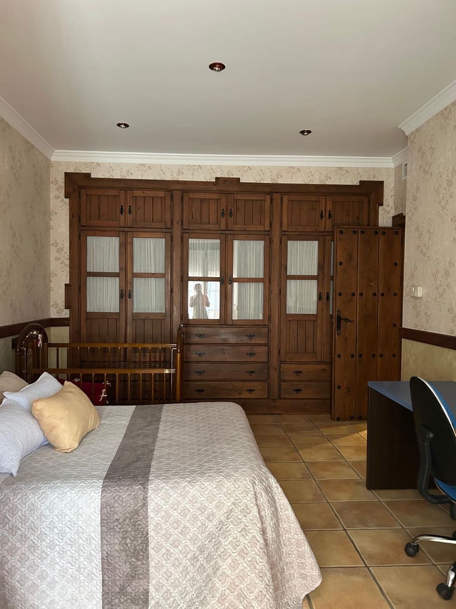 Reihenhaus zu verkaufen in Campillos mit Pool Garage - 260.000 € (Ref: 9688594)